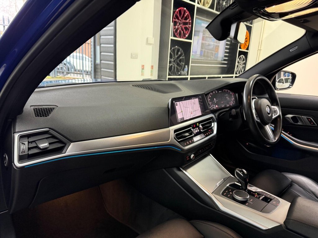 Used BMW 3 Series 2019 for sale - 77139843: Photo 32