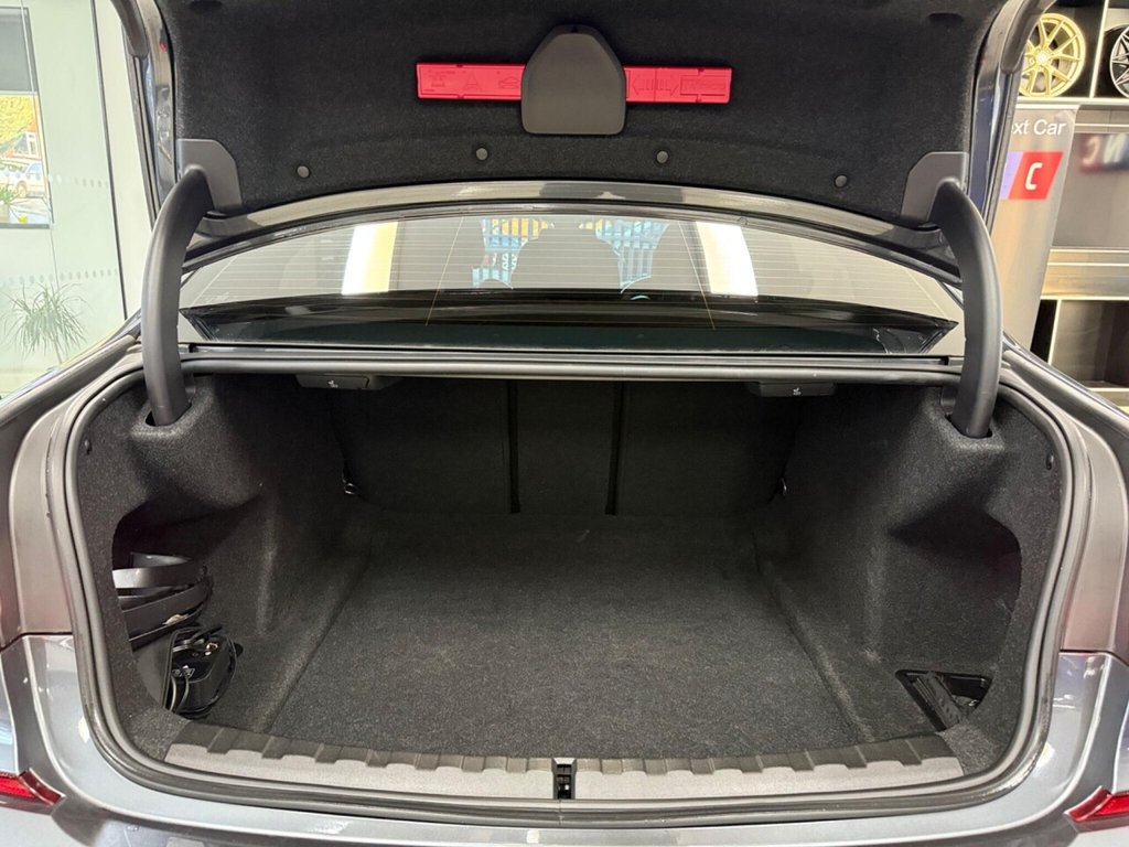 Used BMW 3 Series 2022 for sale - 76632229: Photo 32