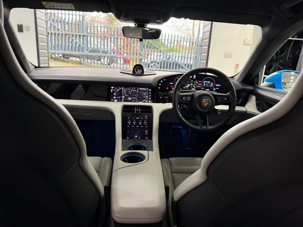 Used Porsche Taycan 2024 for sale - 76632568: Photo 33