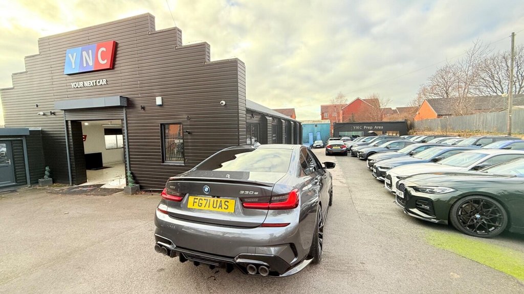 Used BMW 3 Series 2021 for sale - 76910242: Photo 1