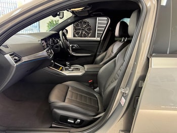 Used BMW 3 Series 2021 for sale - 78330902: Photo