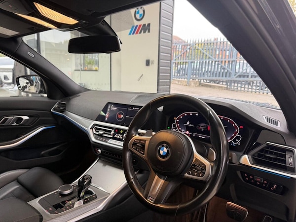 Used BMW 3 Series 2021 for sale - 76280128: Photo 32