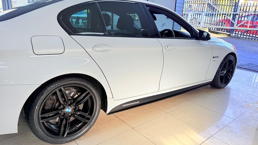 Used BMW 5 Series 2015 for sale - 76570122: Photo 19