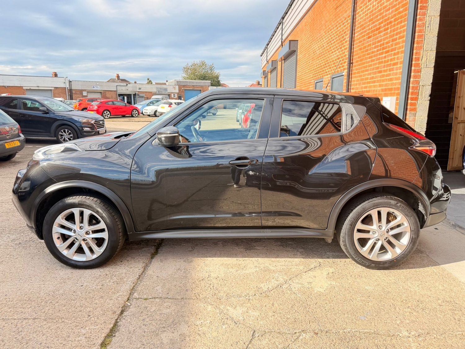 Used Nissan Juke 2017 for sale - 76791593: Photo 5