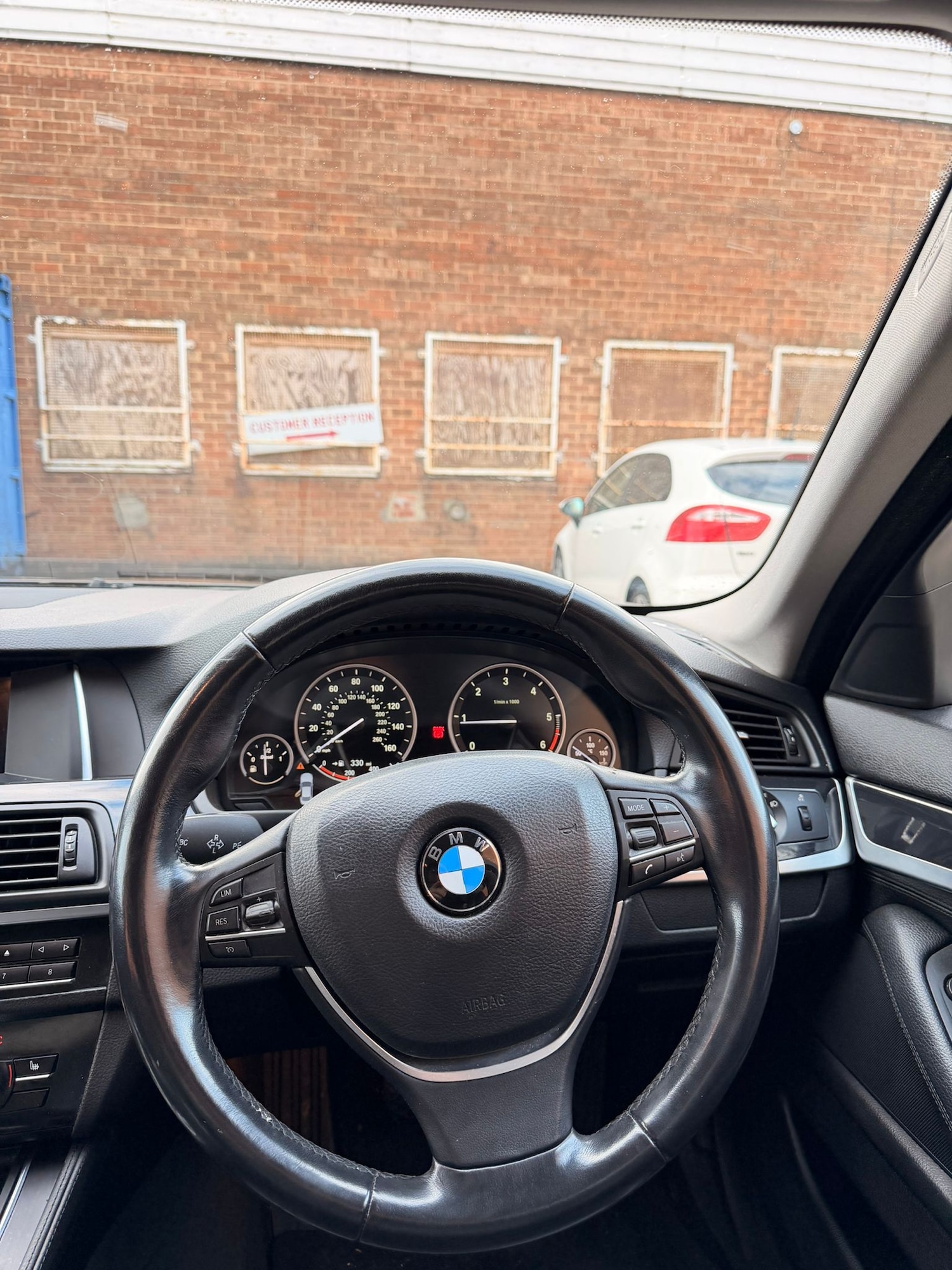 Used BMW 5 Series 2016 for sale - 76791390: Photo 17