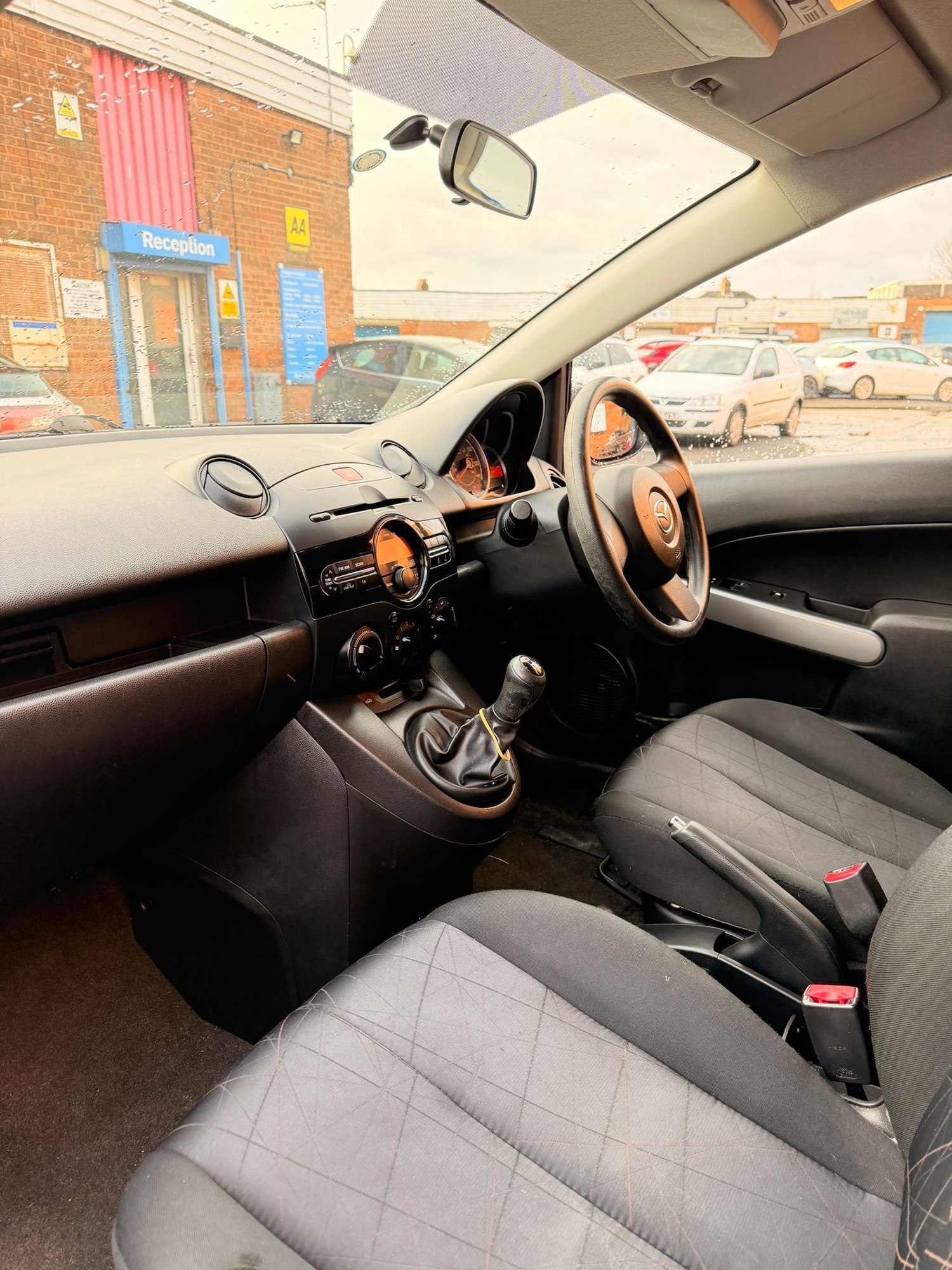 Used Mazda Mazda2 2012 for sale - 77996340: Photo 10