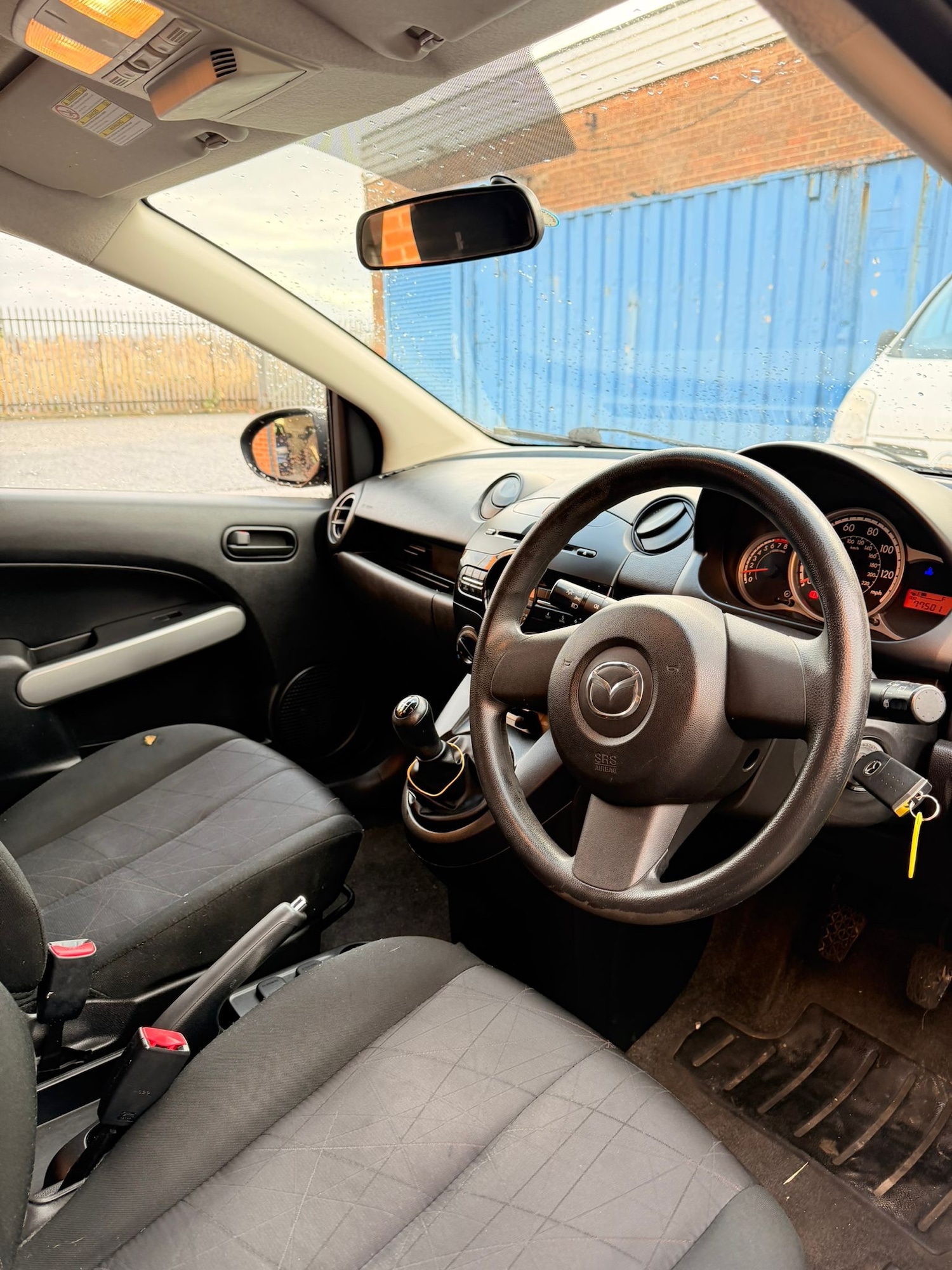 Used Mazda Mazda2 2012 for sale - 77996340: Photo 9
