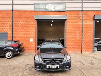 Used Mercedes-Benz E Class 2013 for sale - 76431756: Photo