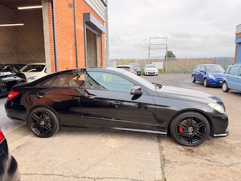 Used Mercedes-Benz E Class 2013 for sale - 76431756: Photo