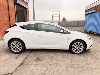 Used Vauxhall Astra GTC 2014 for sale - 77319955: Photo