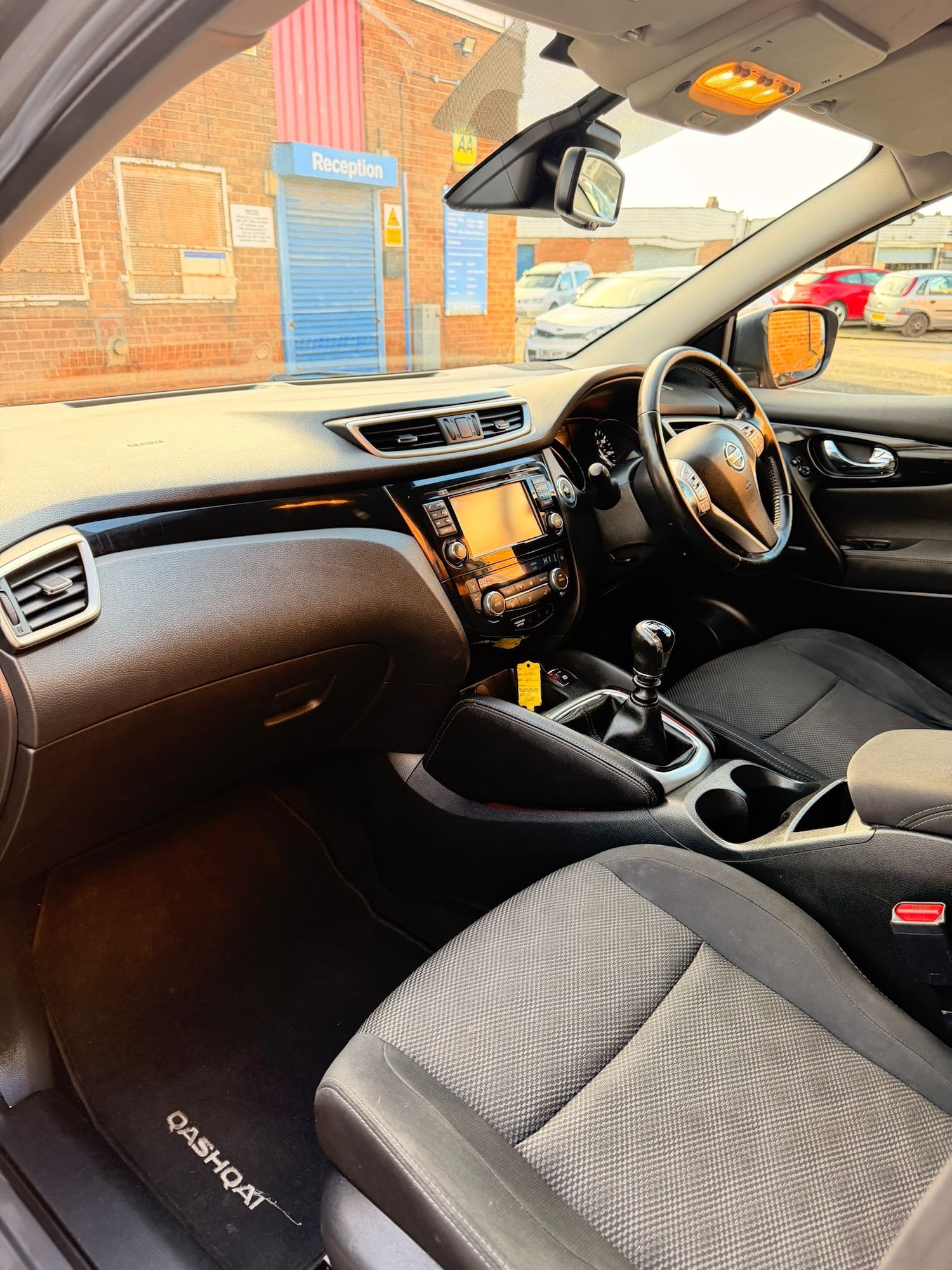 Used Nissan Qashqai 2015 for sale - 76791386: Photo 11