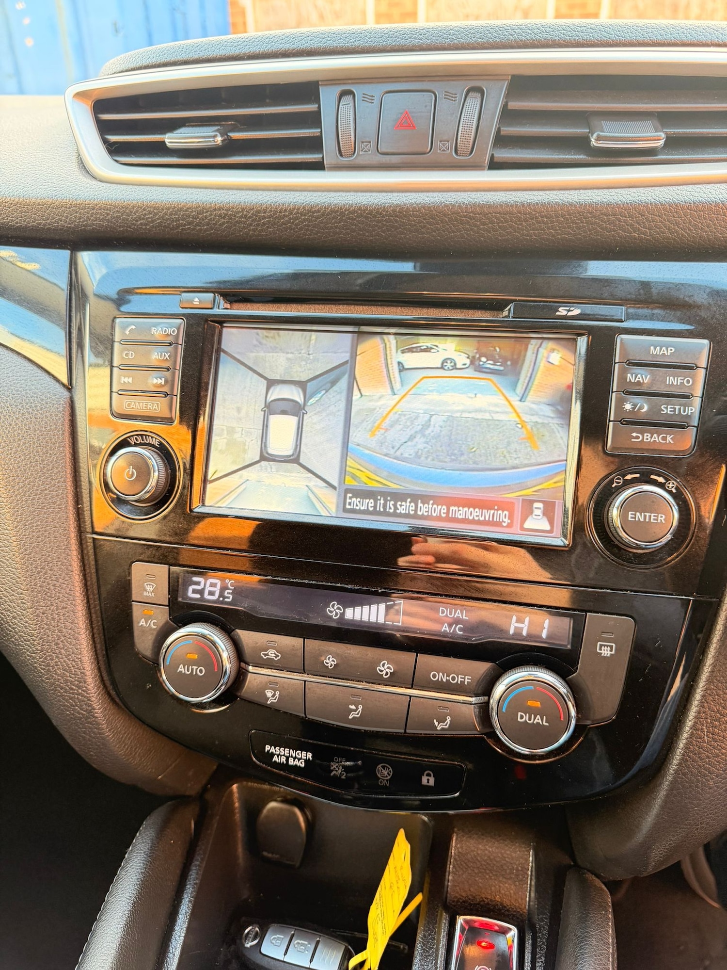 Used Nissan Qashqai 2015 for sale - 76791386: Photo 15