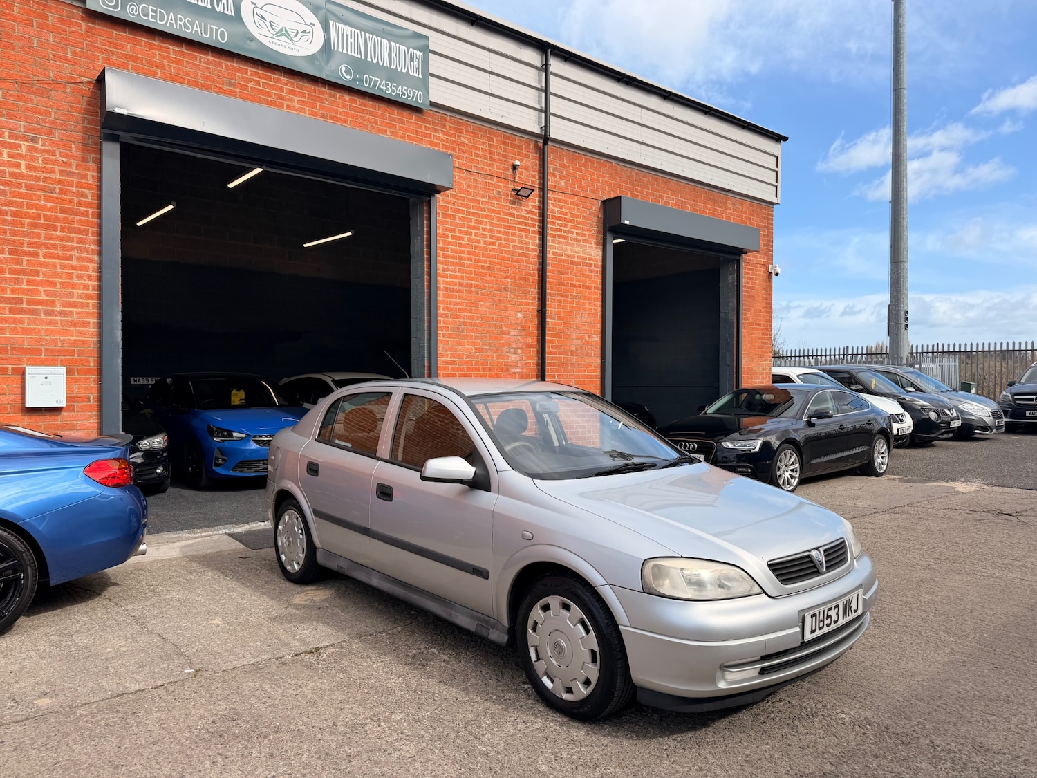 Used Vauxhall Astra 2003 for sale - 78053632: Photo 2