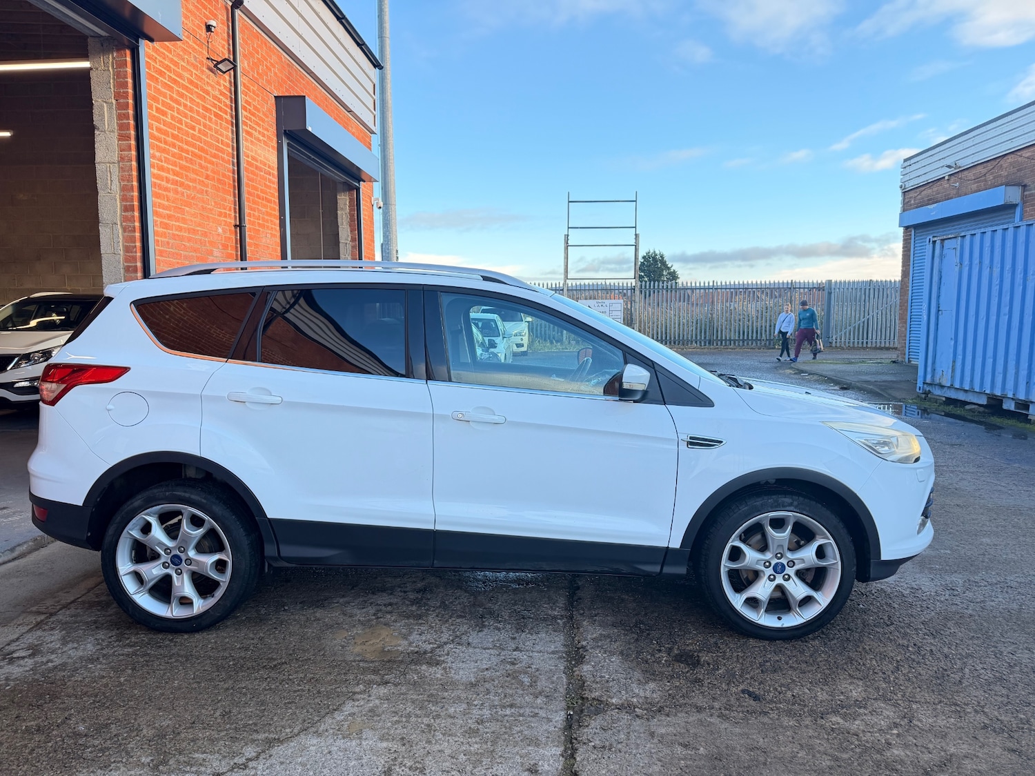 Used Ford Kuga 2013 for sale - 76663337: Photo 3