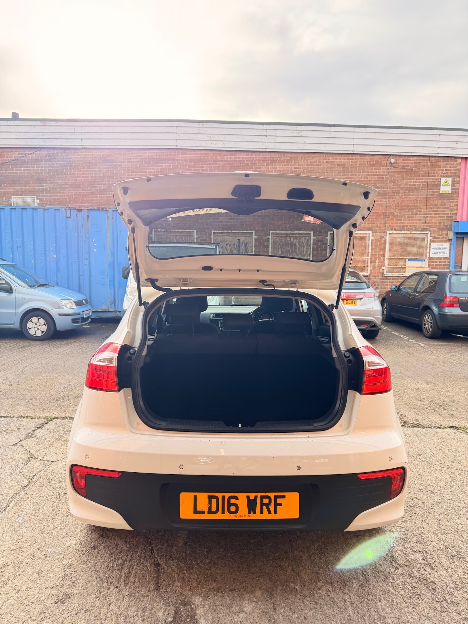 Used Kia Rio 2016 for sale - 76431189: Photo 10