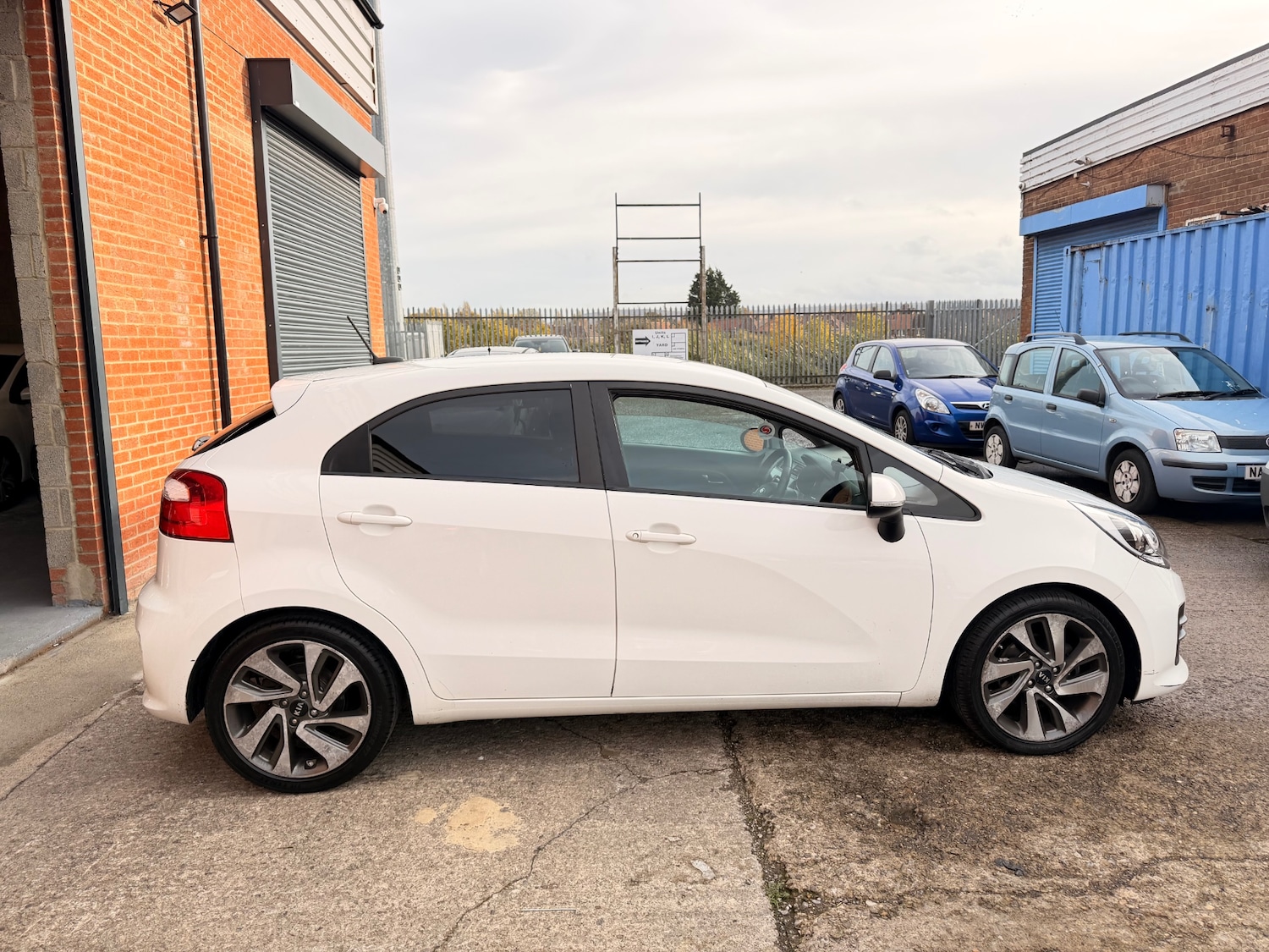 Used Kia Rio 2016 for sale - 76431189: Photo 4