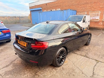 Used BMW 2 Series 2014 for sale - 77767976: Photo