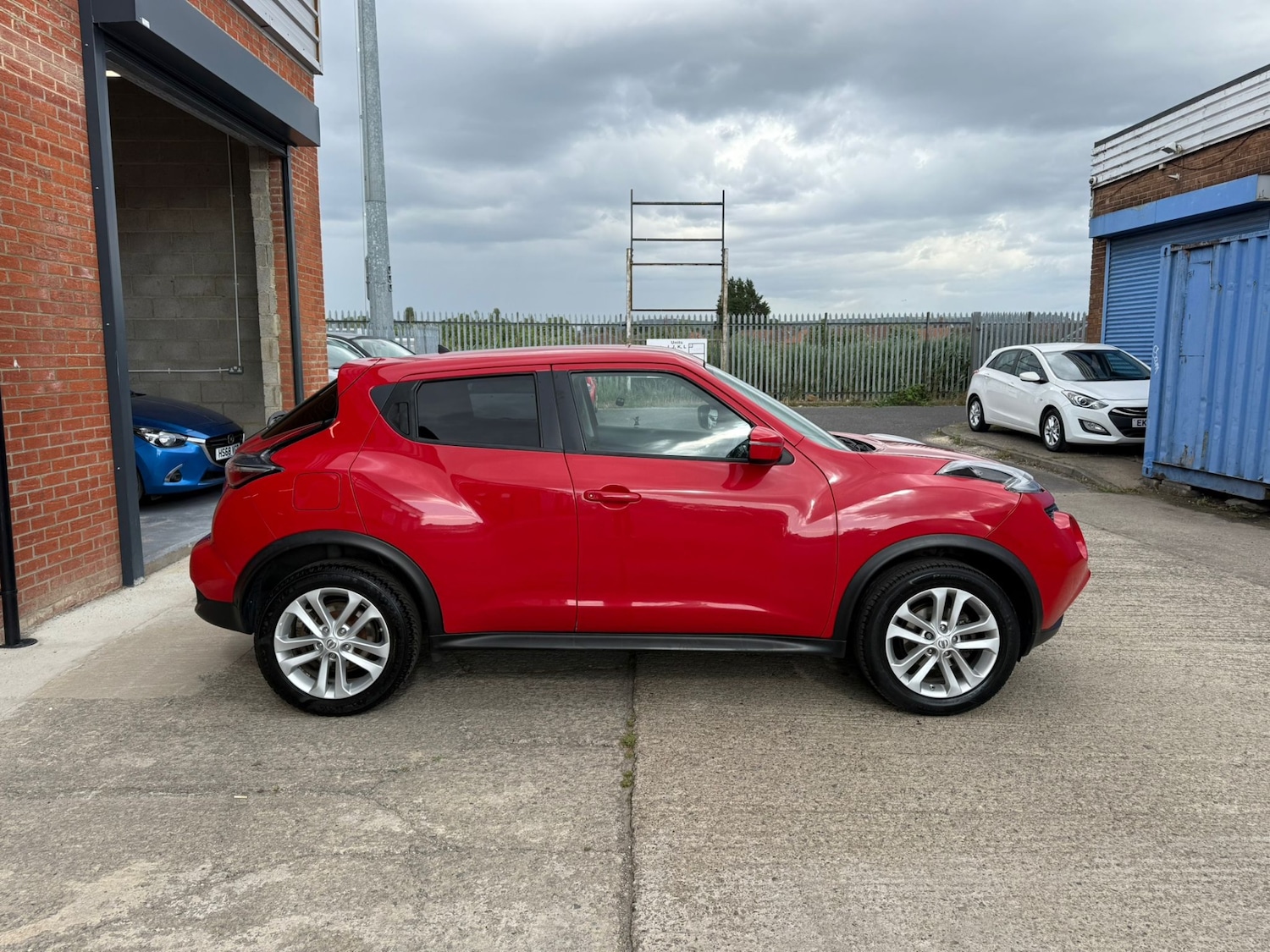Used Nissan Juke 2014 for sale - 76931687: Photo 5