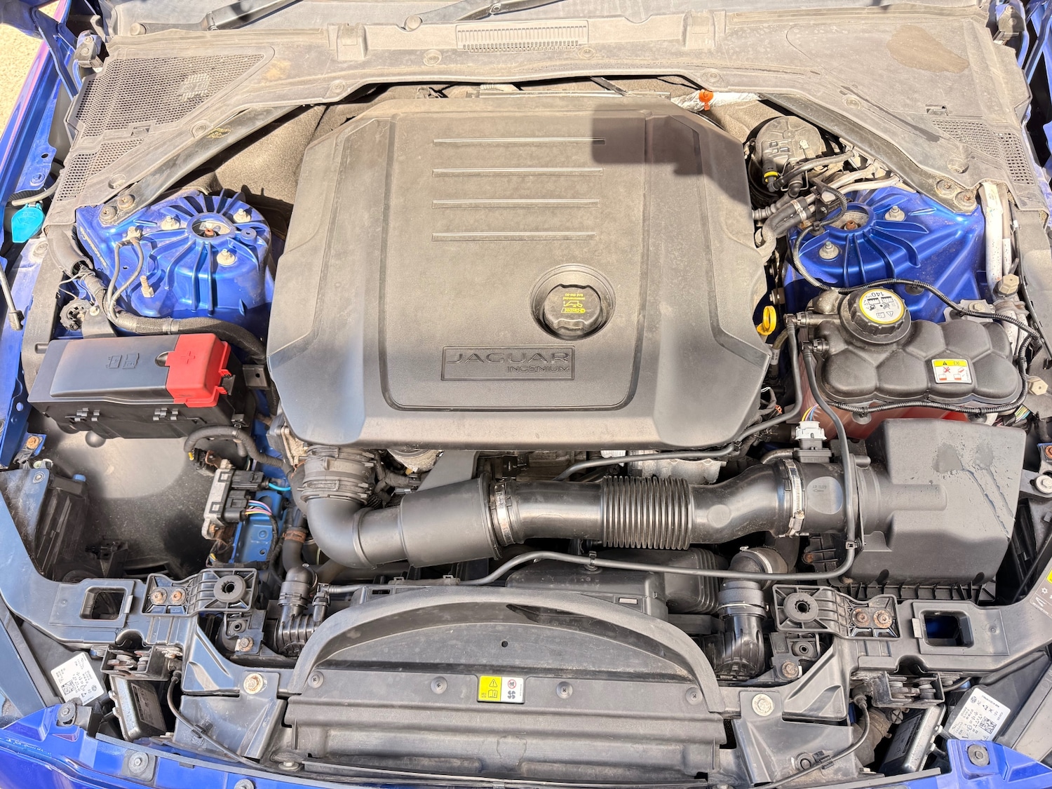 Used Jaguar XE 2016 for sale - 76451856: Photo 17