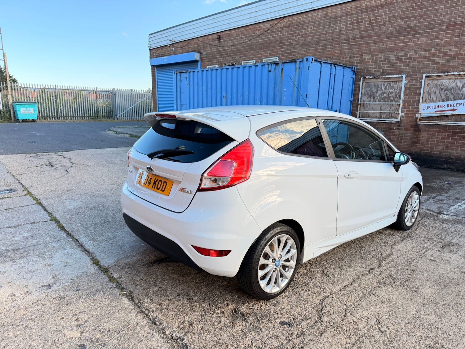 Used Ford Fiesta 2014 for sale - 76807447: Photo 4