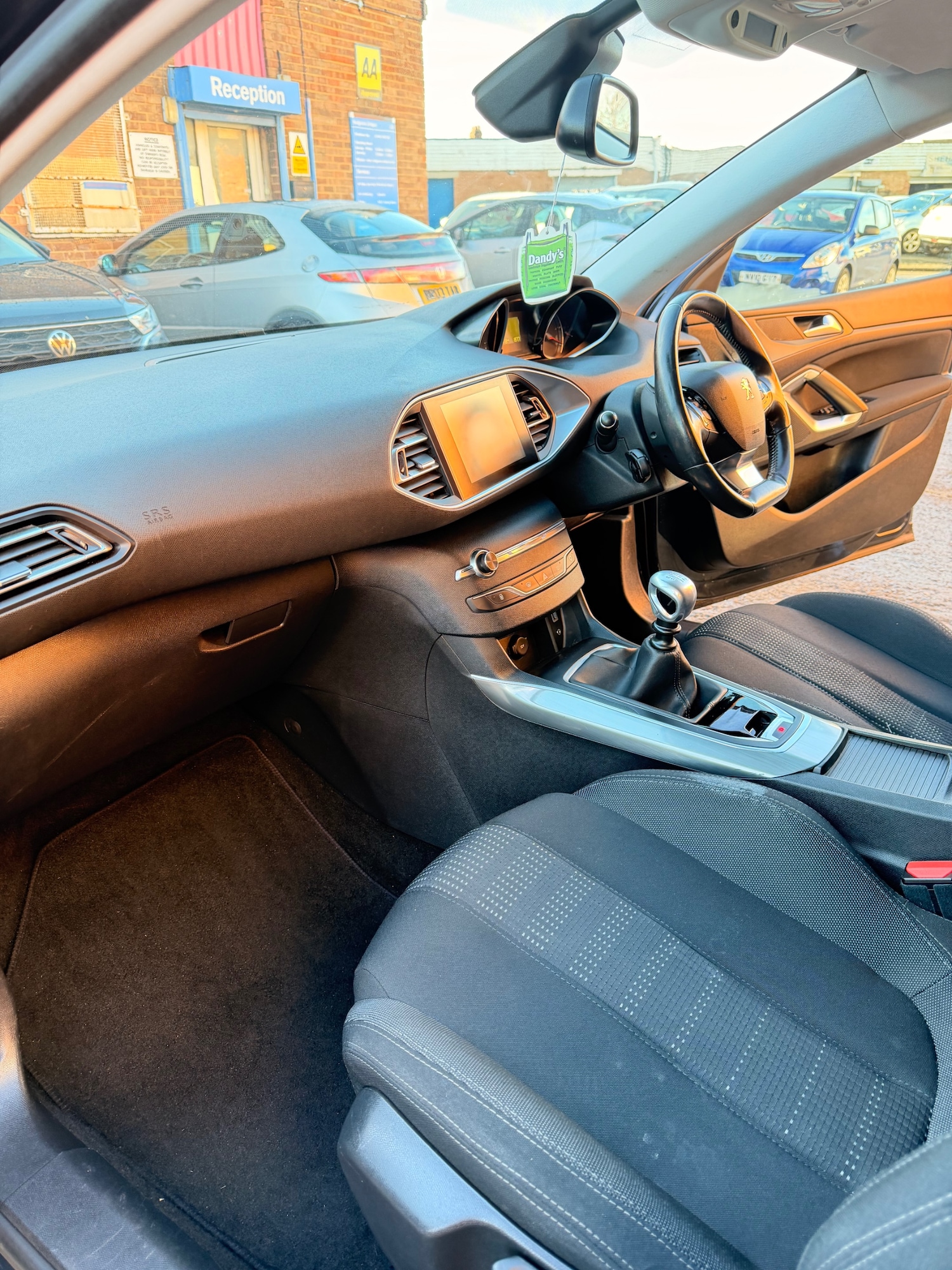 Used Peugeot 308 2016 for sale - 76650677: Photo 10