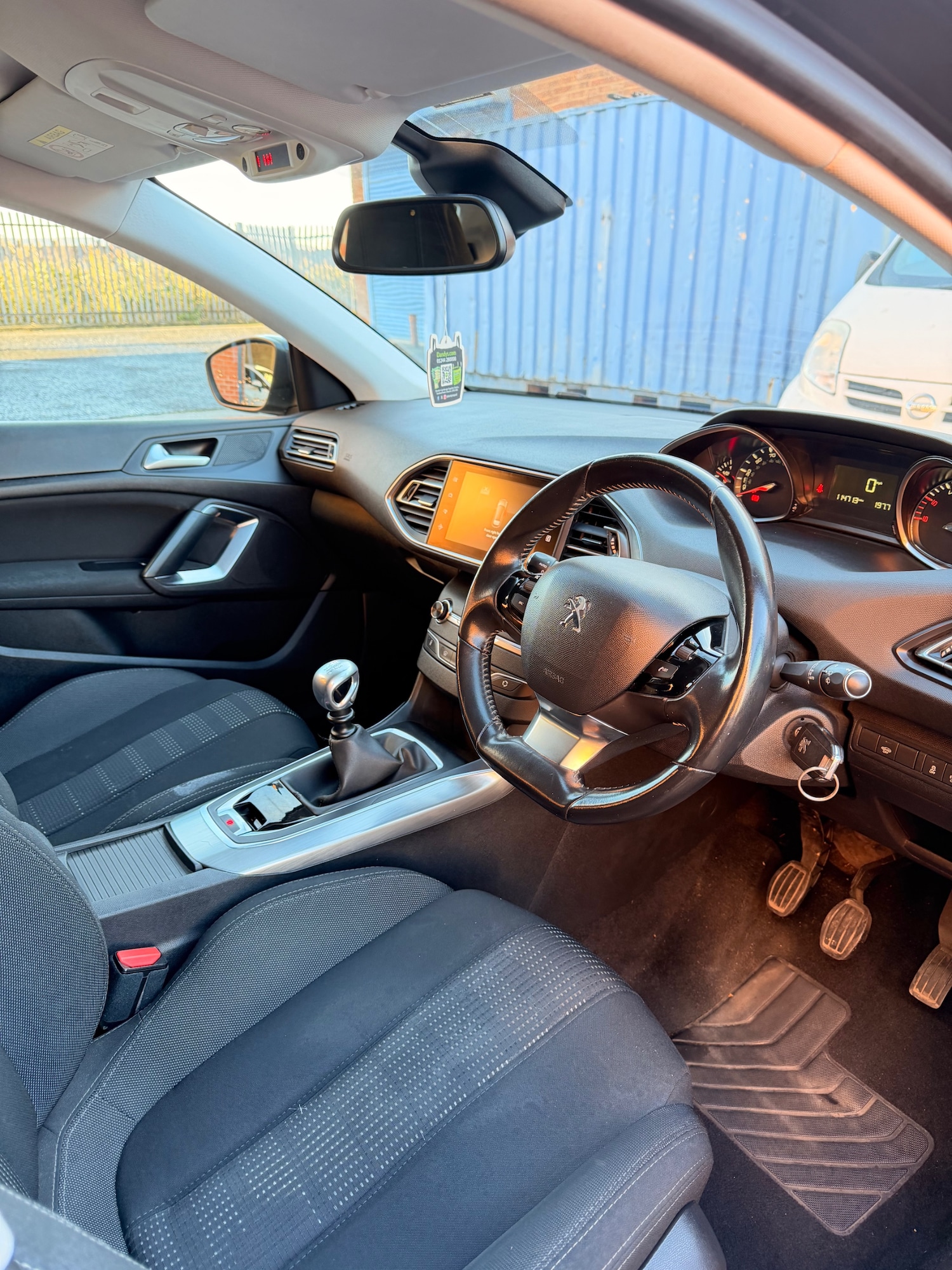 Used Peugeot 308 2016 for sale - 76650677: Photo 9