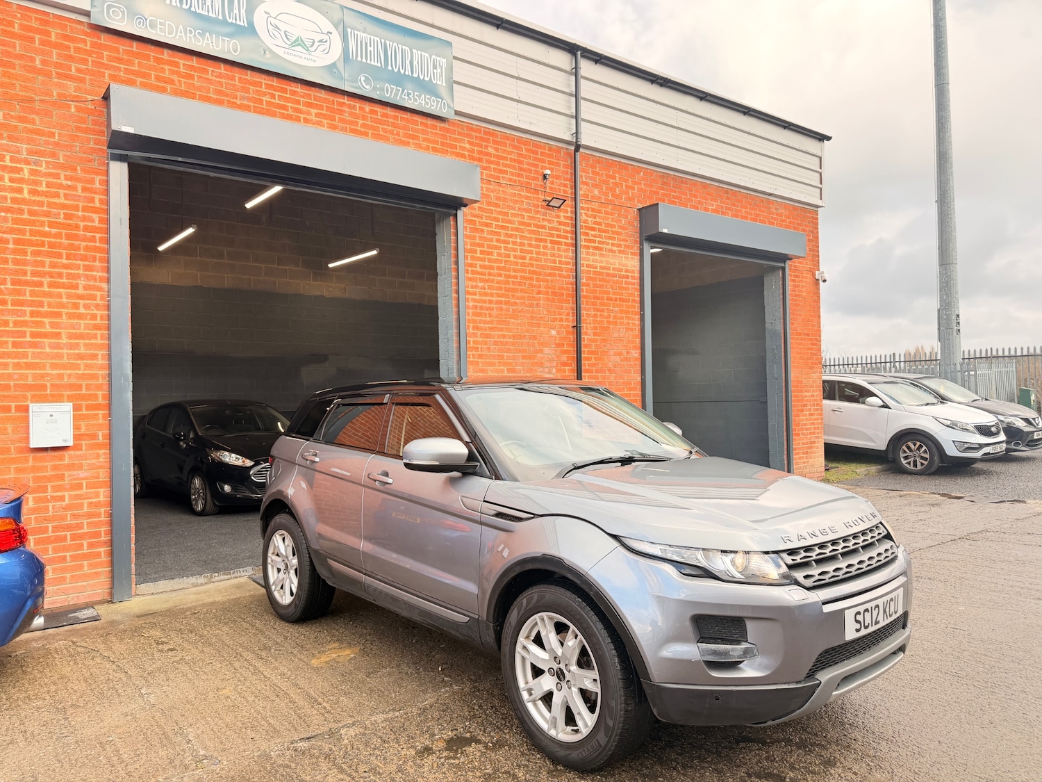 Used Land Rover Range Rover Evoque 2012 for sale - 77400170: Photo 2