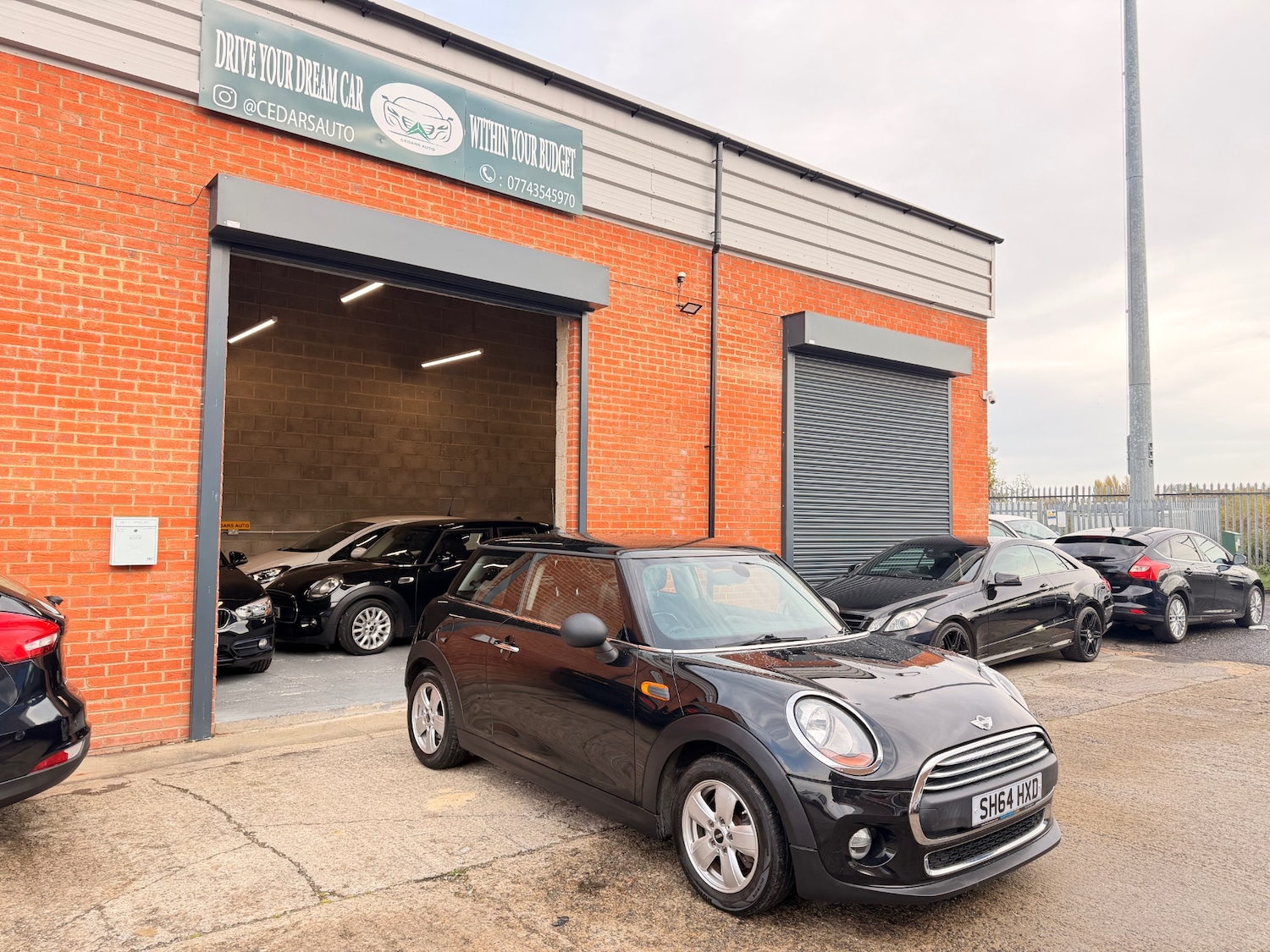 Used MINI Hatch 2014 for sale - 76431186: Photo 3
