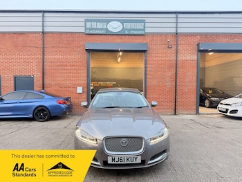 2012 (61) - 2.2d Luxury 4dr Auto