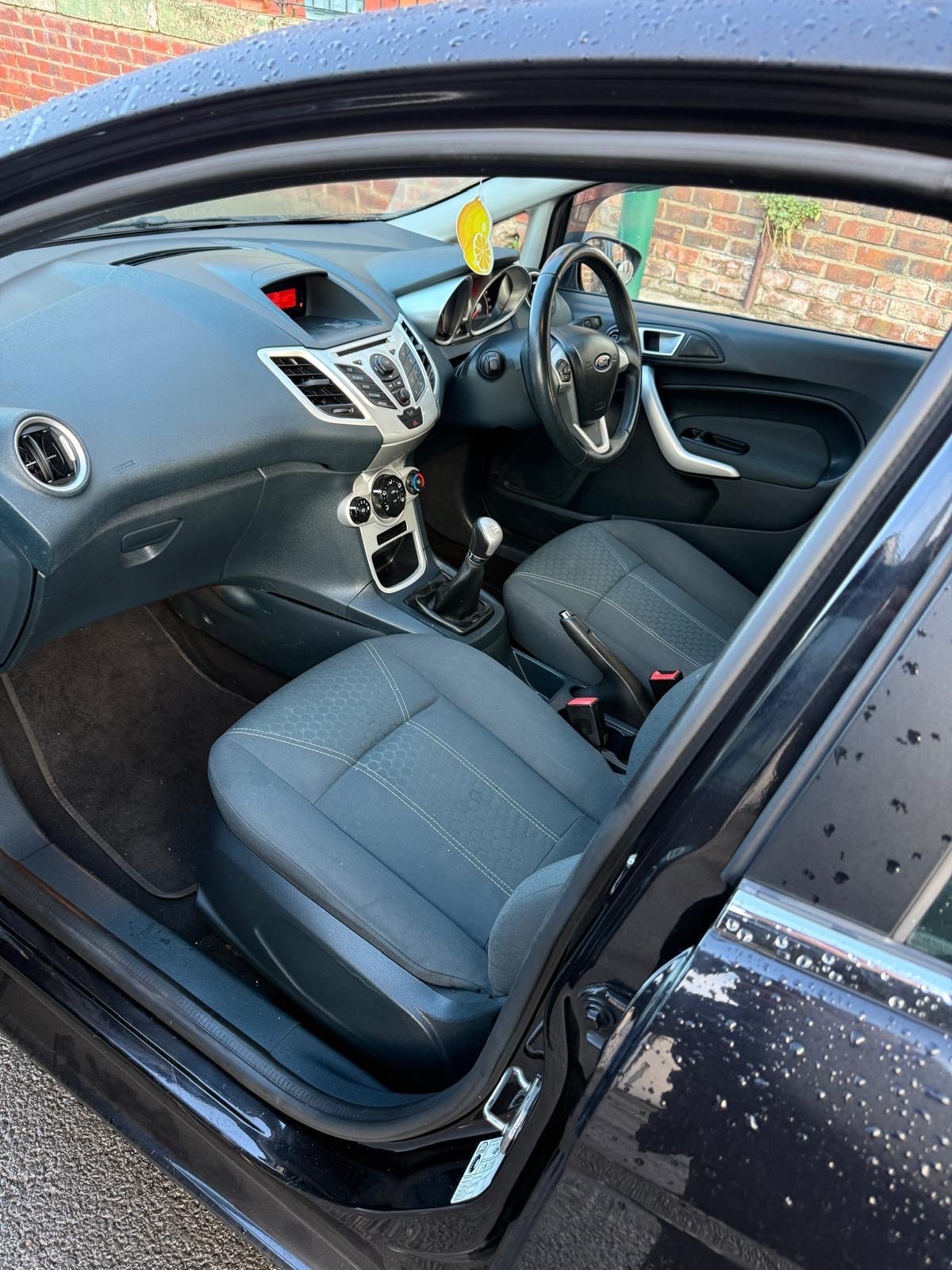 Used Ford Fiesta 2012 for sale - 76407765: Photo 9