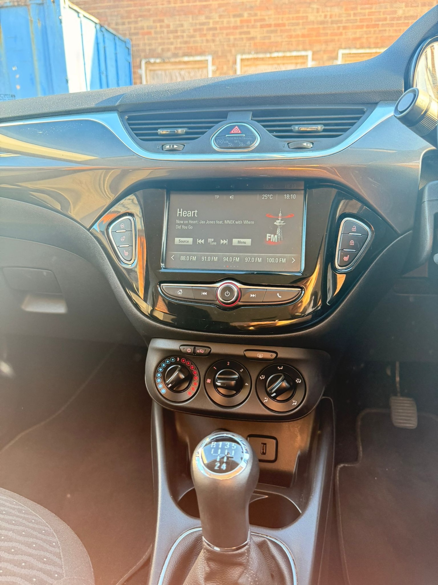 Used Vauxhall Corsa 2016 for sale - 77988886: Photo 9