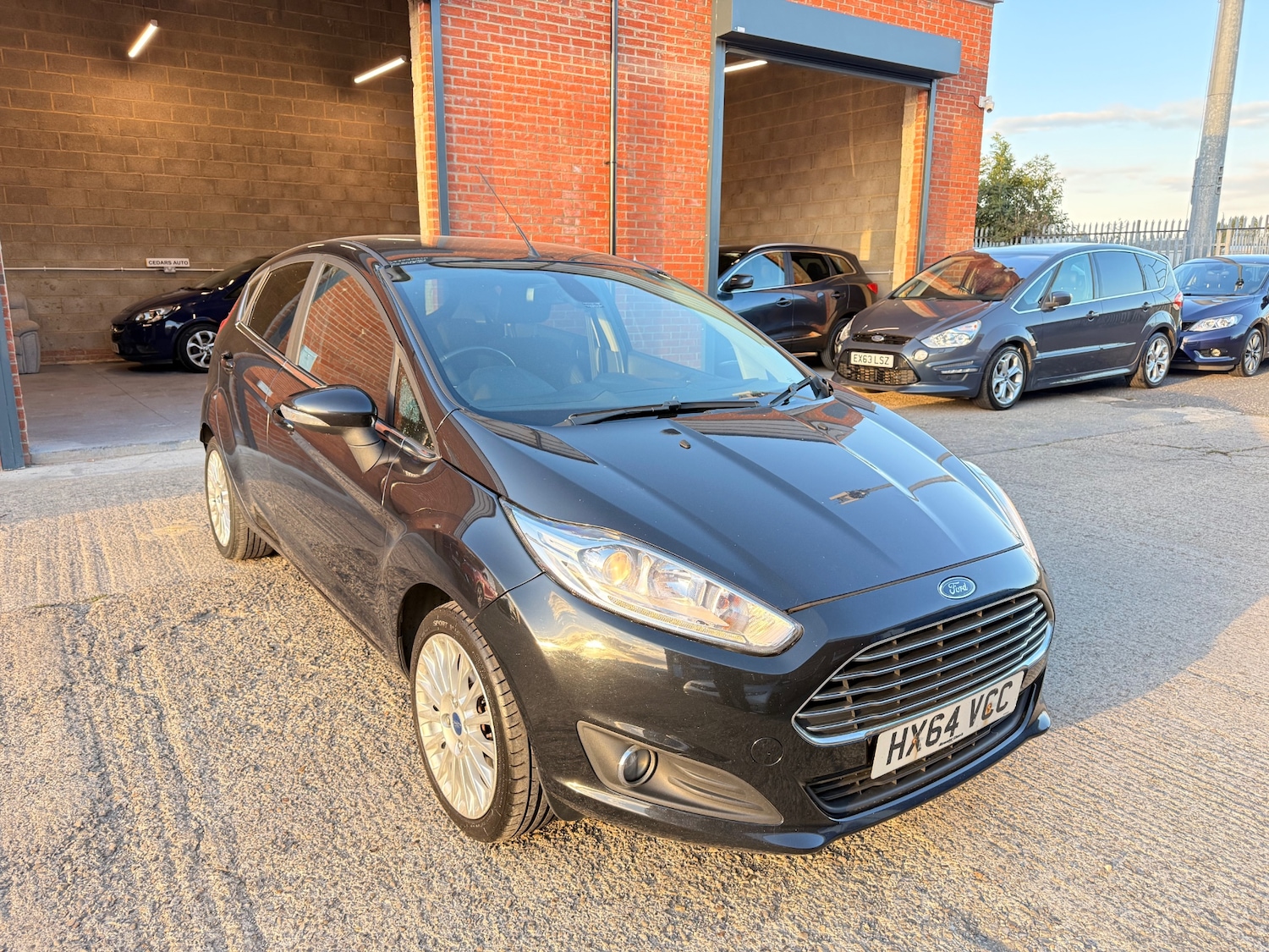 Used Ford Fiesta 2014 for sale - 76409637: Photo 2