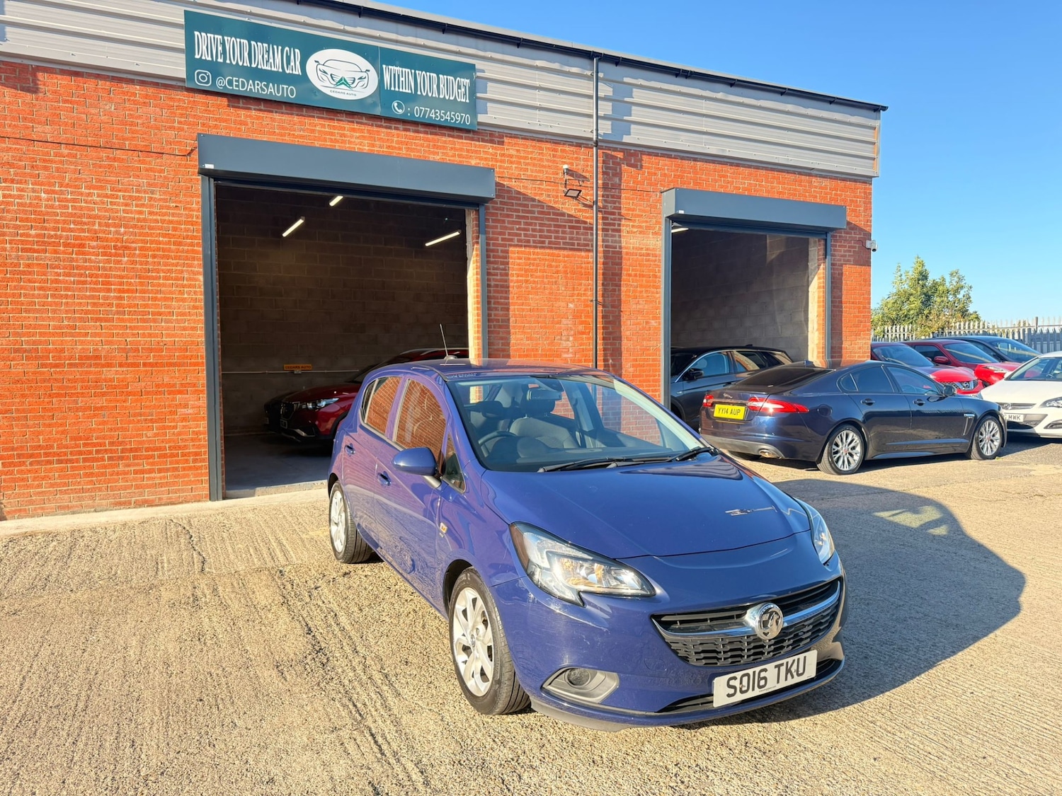 Used Vauxhall Corsa 2016 for sale - 76807576: Photo 2