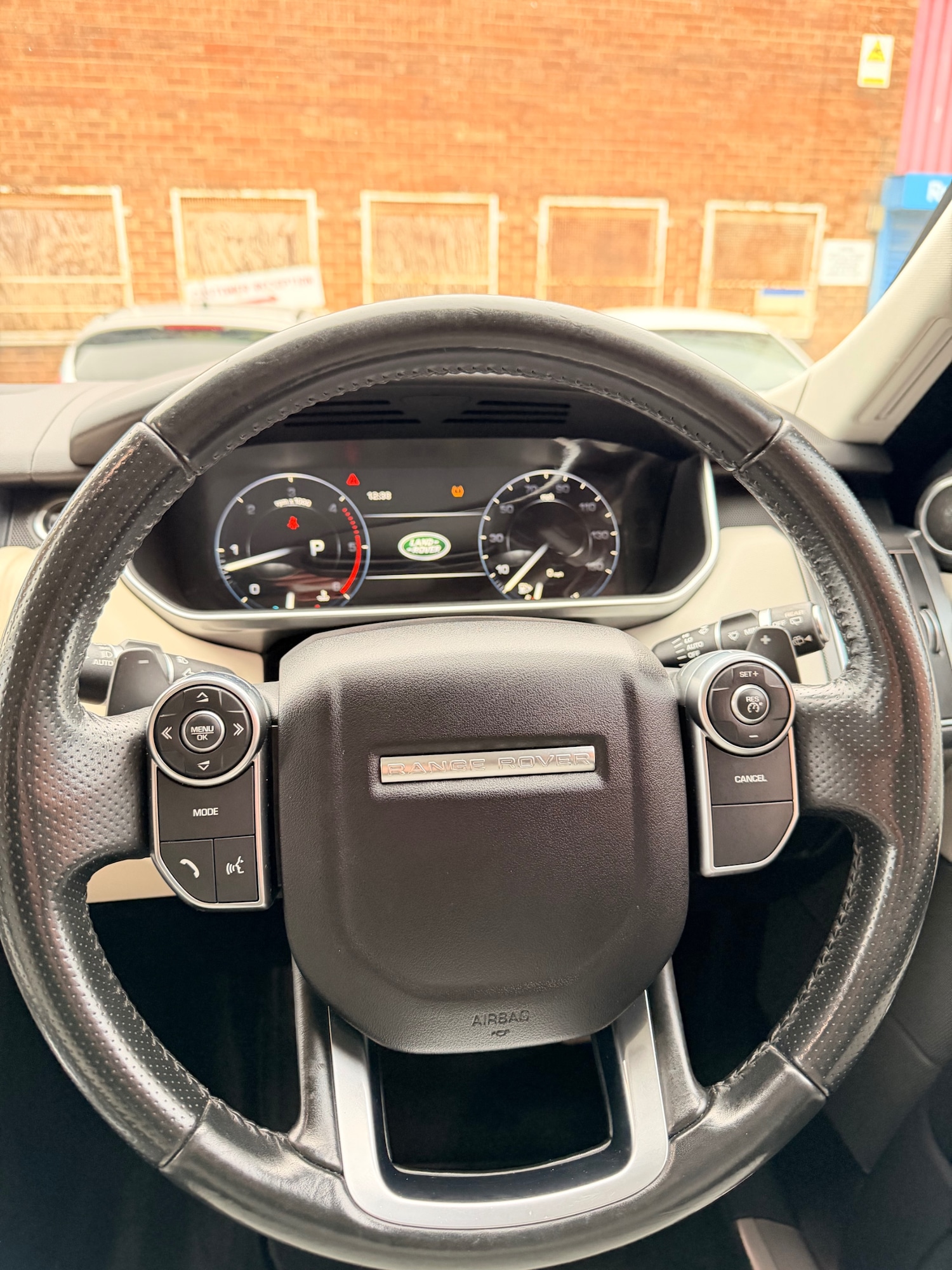 Used Land Rover Range Rover Sport 2016 for sale - 77055121: Photo 15