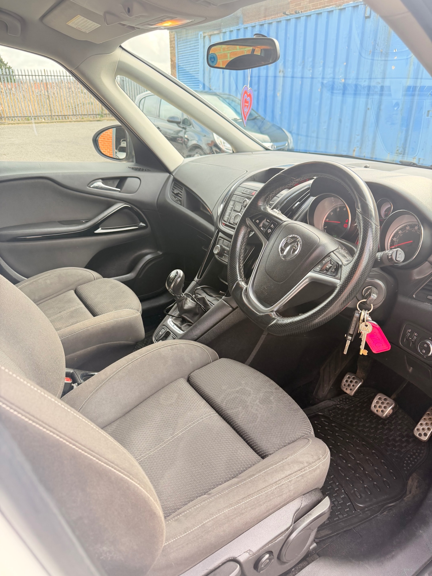 Used Vauxhall Zafira 2015 for sale - 77729652: Photo 8