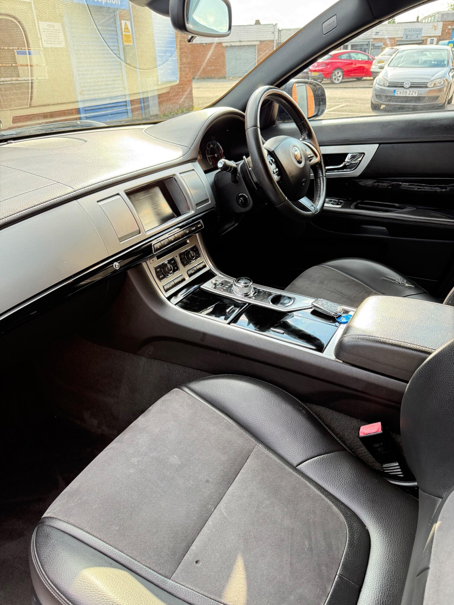 Used Jaguar XF 2014 for sale - 76059600: Photo 12