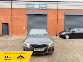 Used BMW 3 Series 2015 for sale - 77055114: Photo