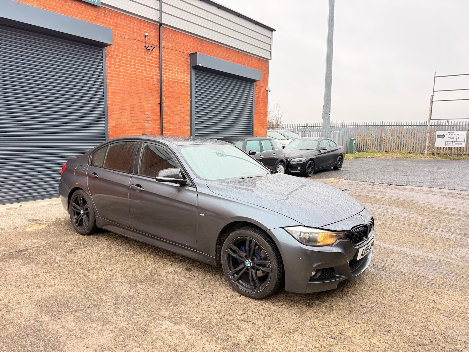Used BMW 3 Series 2015 for sale - 77055114: Photo 2