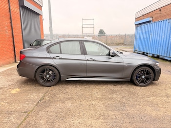 Used BMW 3 Series 2015 for sale - 77055114: Photo