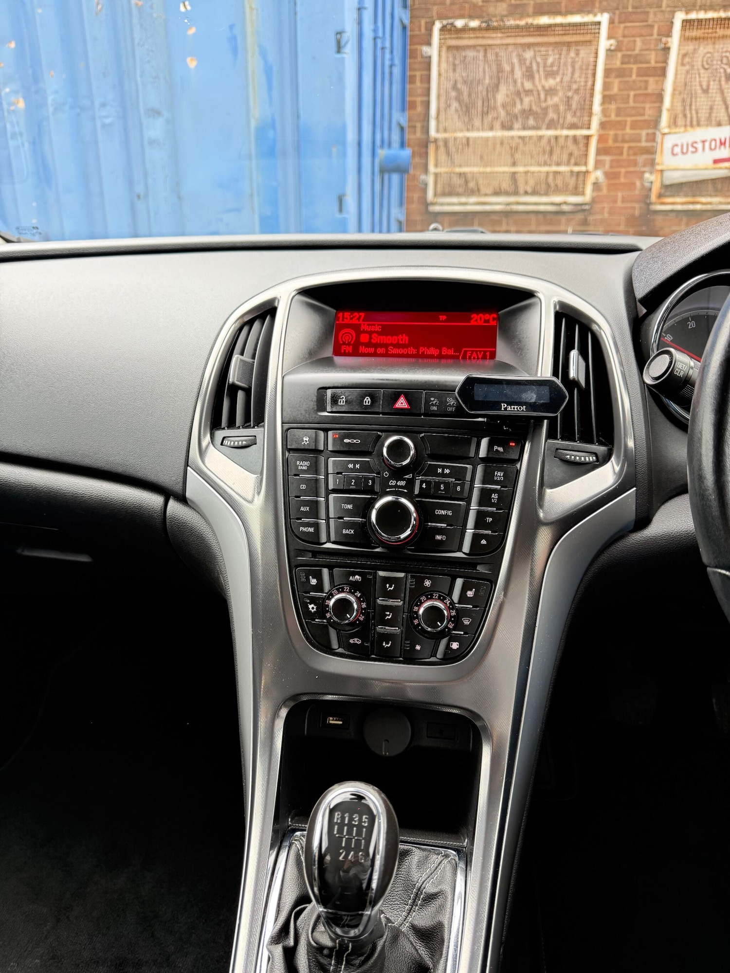Used Vauxhall Astra 2012 for sale - 76099256: Photo 11