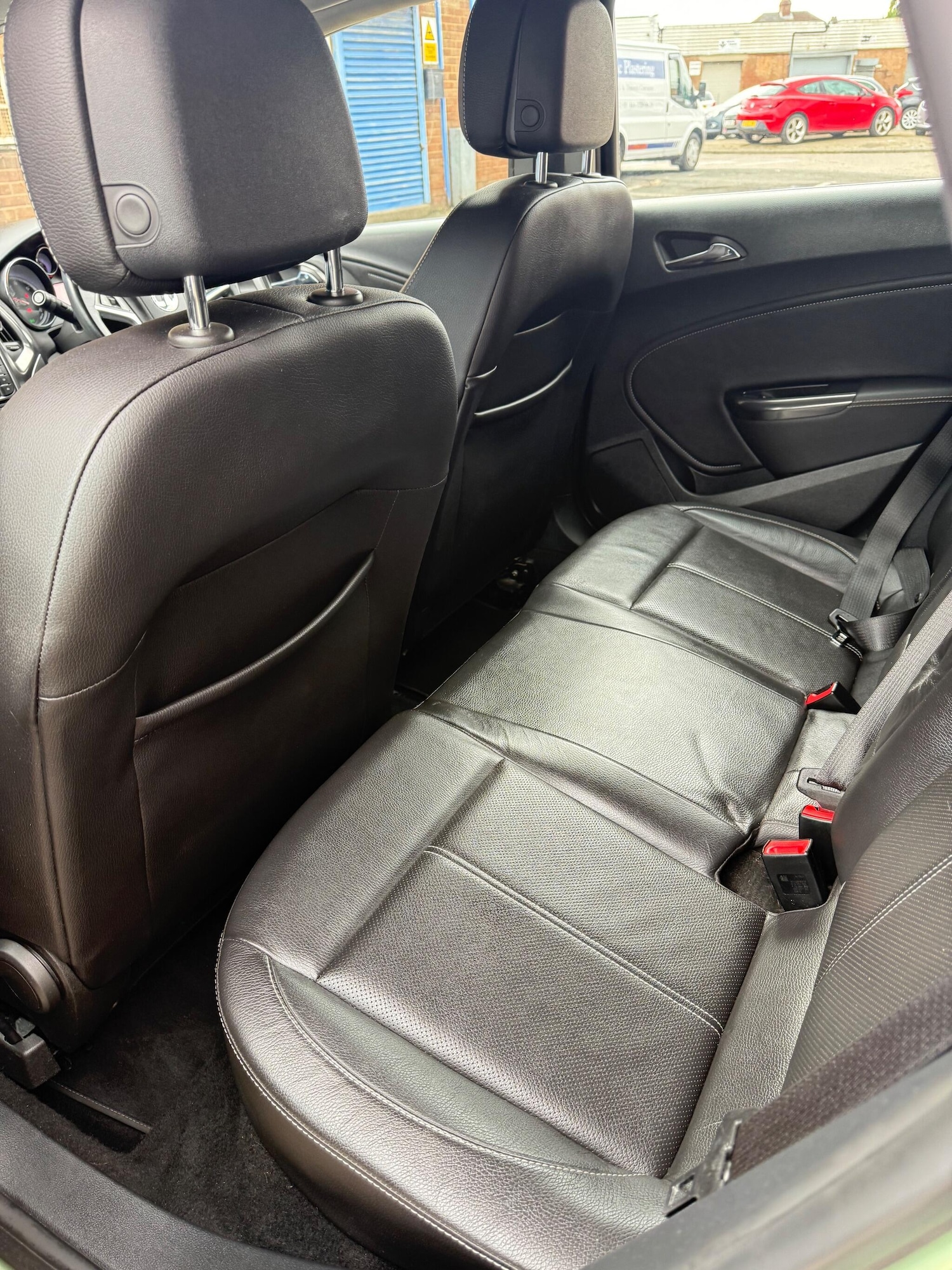 Used Vauxhall Astra 2012 for sale - 76099256: Photo 12