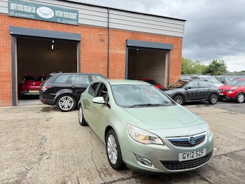 Vauxhall - Astra