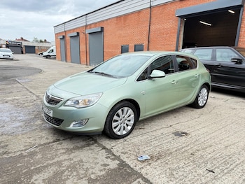 Used Vauxhall Astra 2012 for sale - 76099256: Photo 3