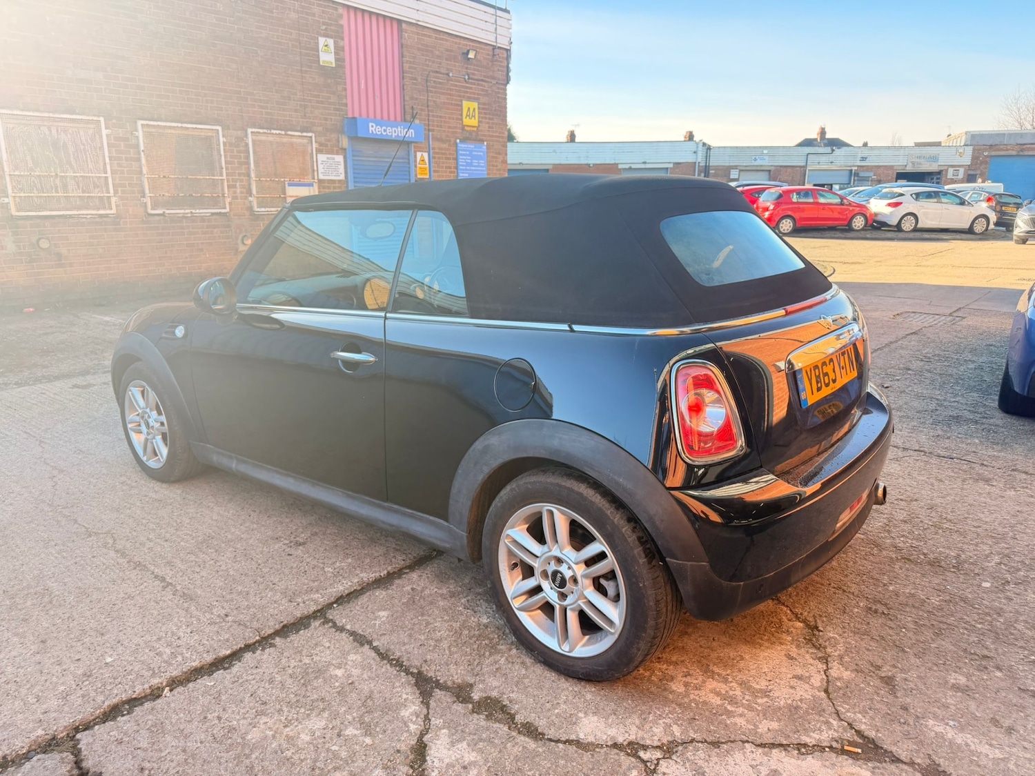 Used MINI Convertible 2014 for sale - 77996881: Photo 6