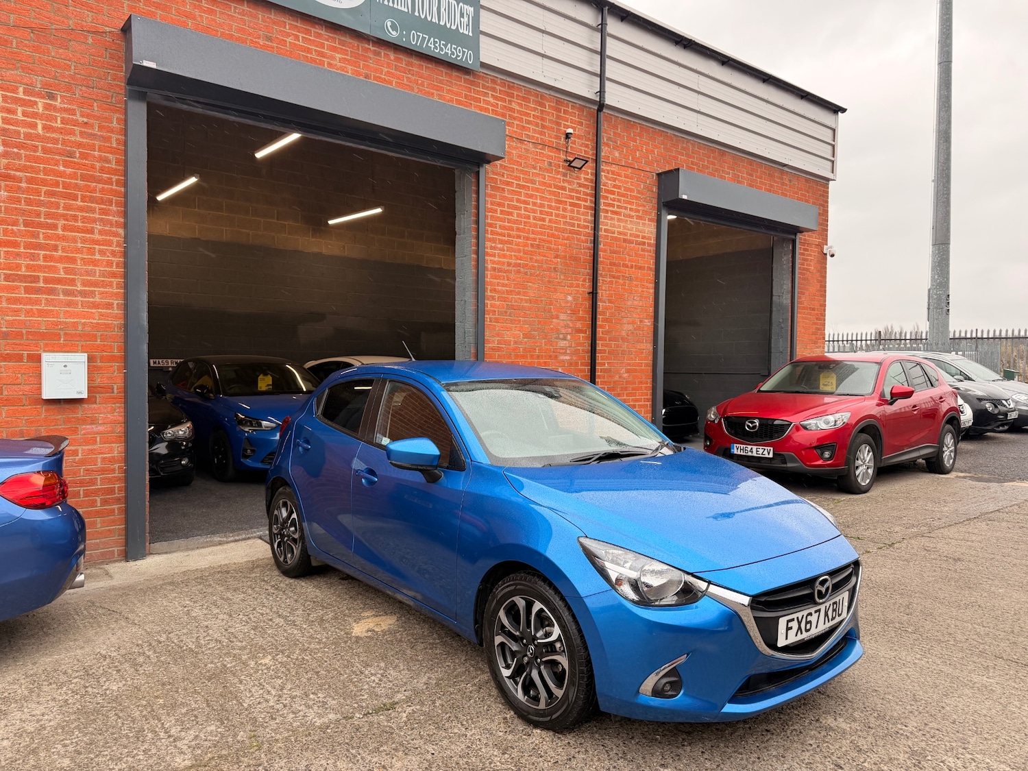 Used Mazda Mazda2 2017 for sale - 77998471: Photo 2