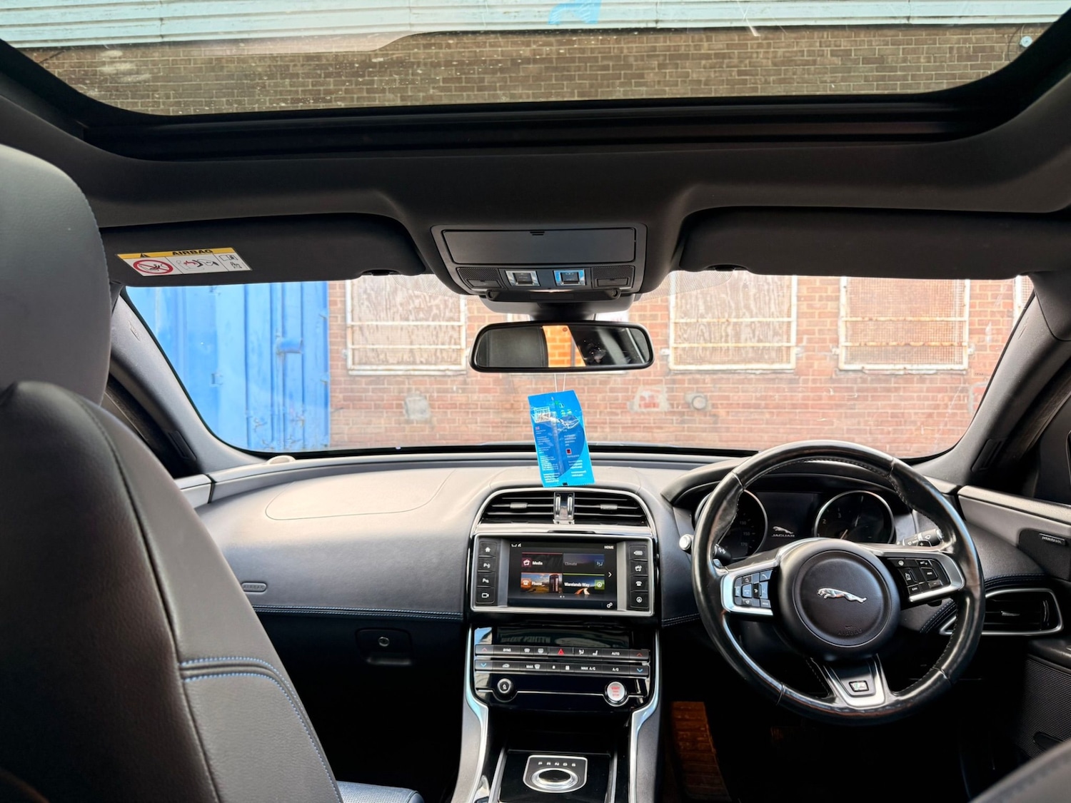 Used Jaguar XE 2016 for sale - 76776483: Photo 16