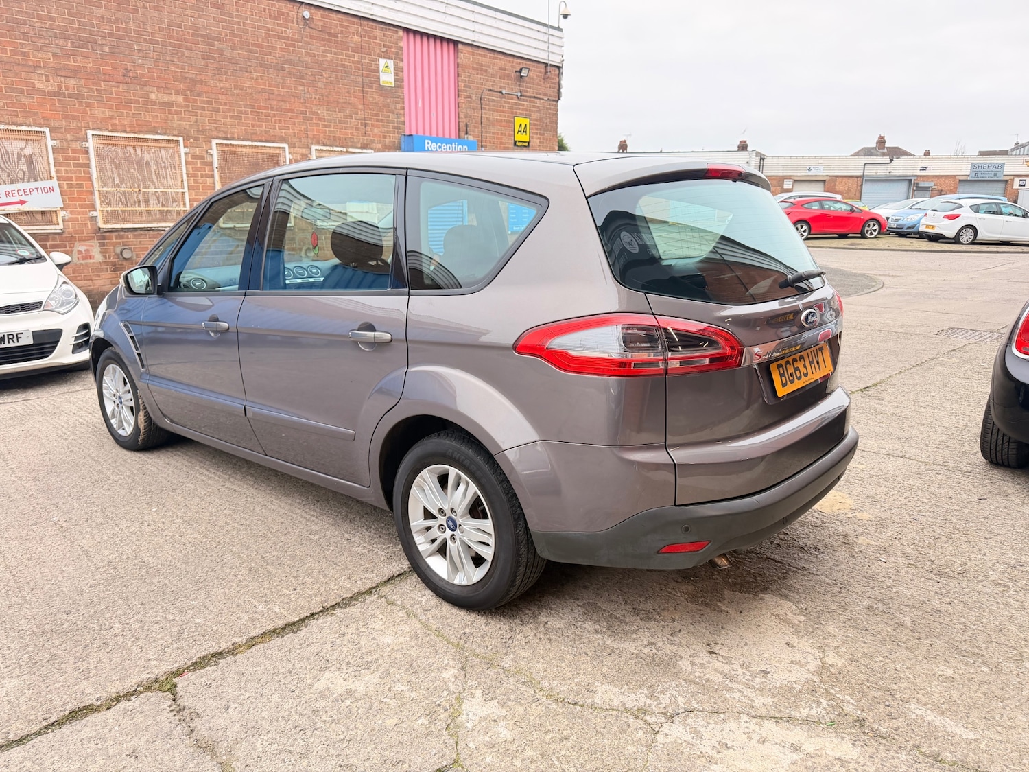 Used Ford S-Max 2013 for sale - 77058711: Photo 6