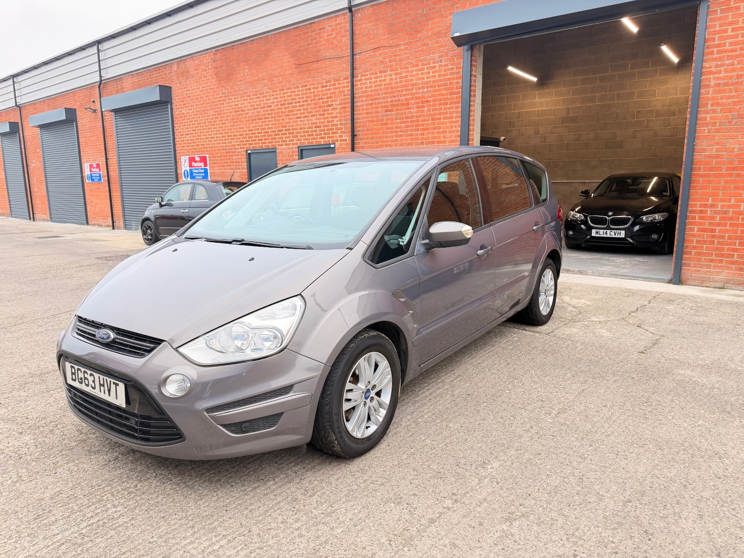 Used Ford S-Max 2013 for sale - 77058711: Photo 8