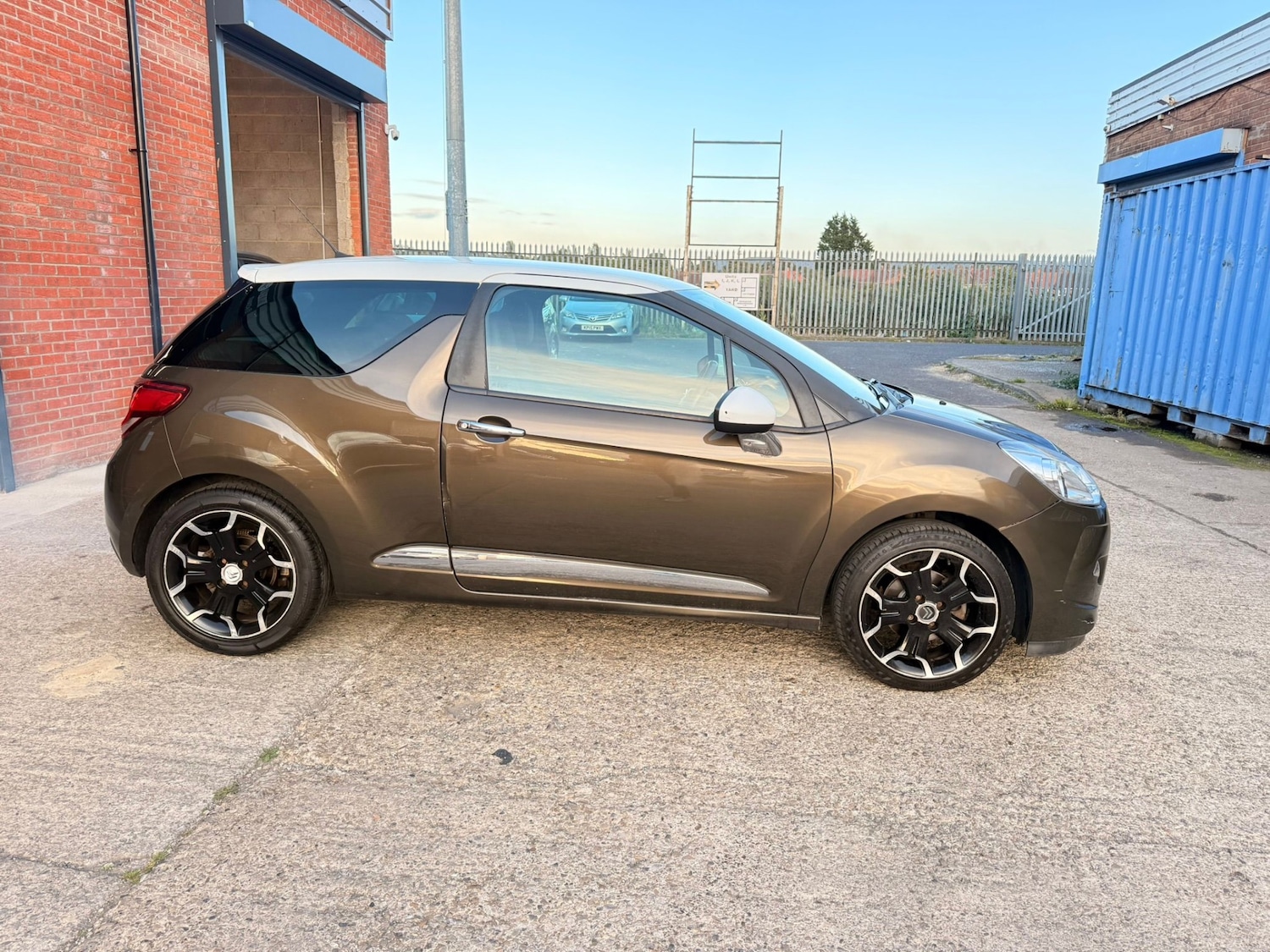 Used Citroen DS3 2012 for sale - 76807460: Photo 5