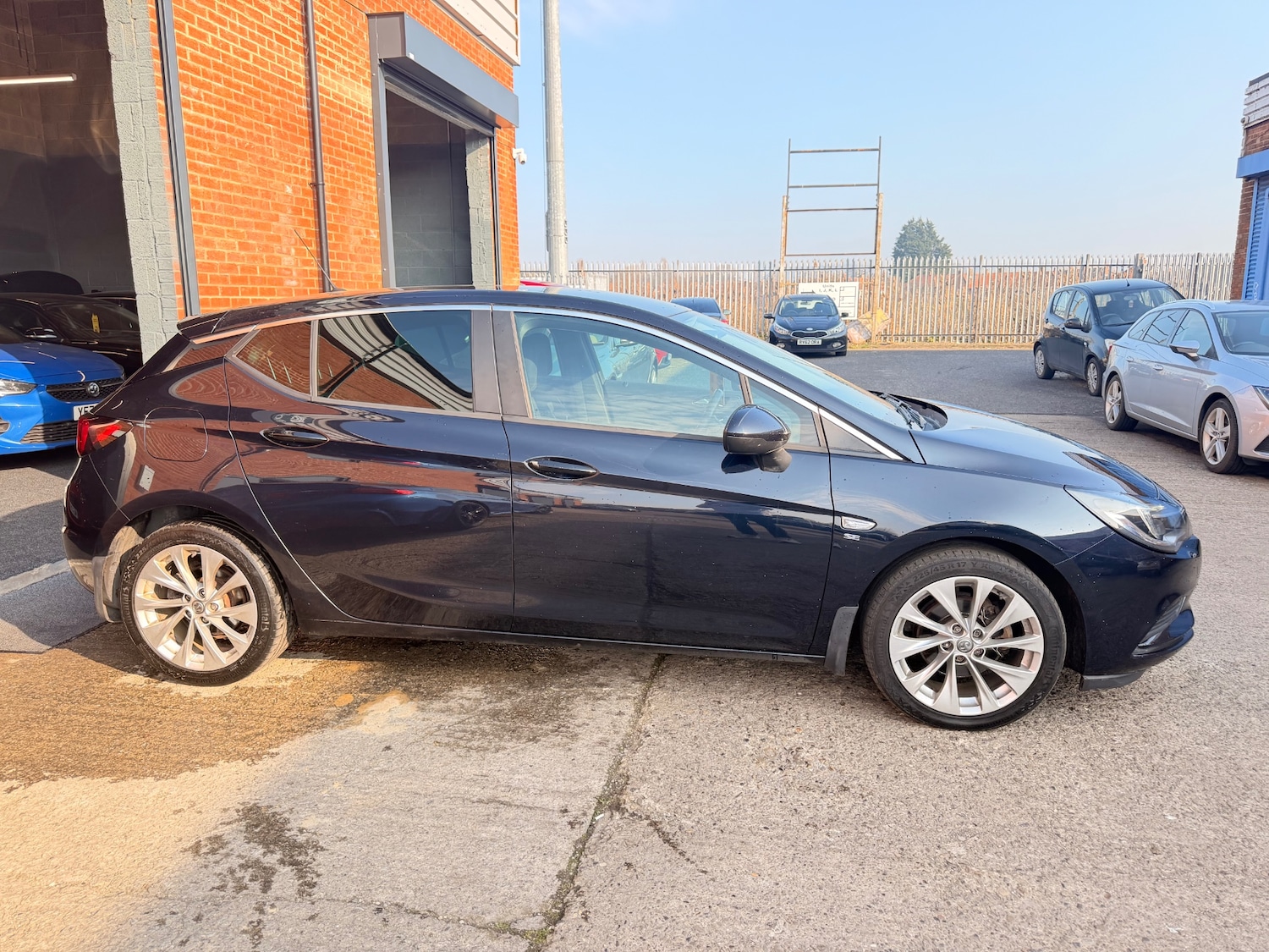 Used Vauxhall Astra 2018 for sale - 77760856: Photo 3
